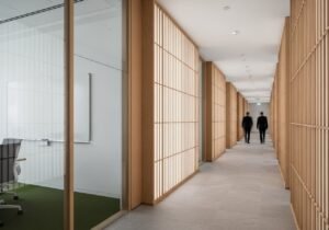 Une vue d'ensemble conceptuelle montrant comment une plateforme d'orchestration IA centralise les opérations et les données.