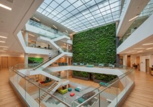 Un workflow d'agents IA représente une architecture moderne pour l'automatisation des processus métier.