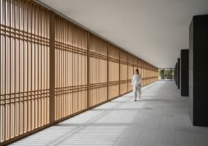 Un copilote IA d'entreprise sécurisé s'intègre dans l'écosystème numérique pour garantir la protection des données sensibles.