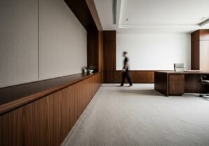 L'IA pour l'immobilier commercial transforme la gestion des actifs et l'analyse stratégique des baux professionnels.