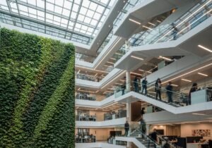 Vue d'ensemble conceptuelle d'une architecture d'IA multi-modèles, illustrant sa structure complexe et interconnectée.