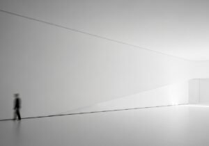 Schéma conceptuel illustrant l'architecture de l'intelligence artificielle distribuée pour une meilleure scalabilité.