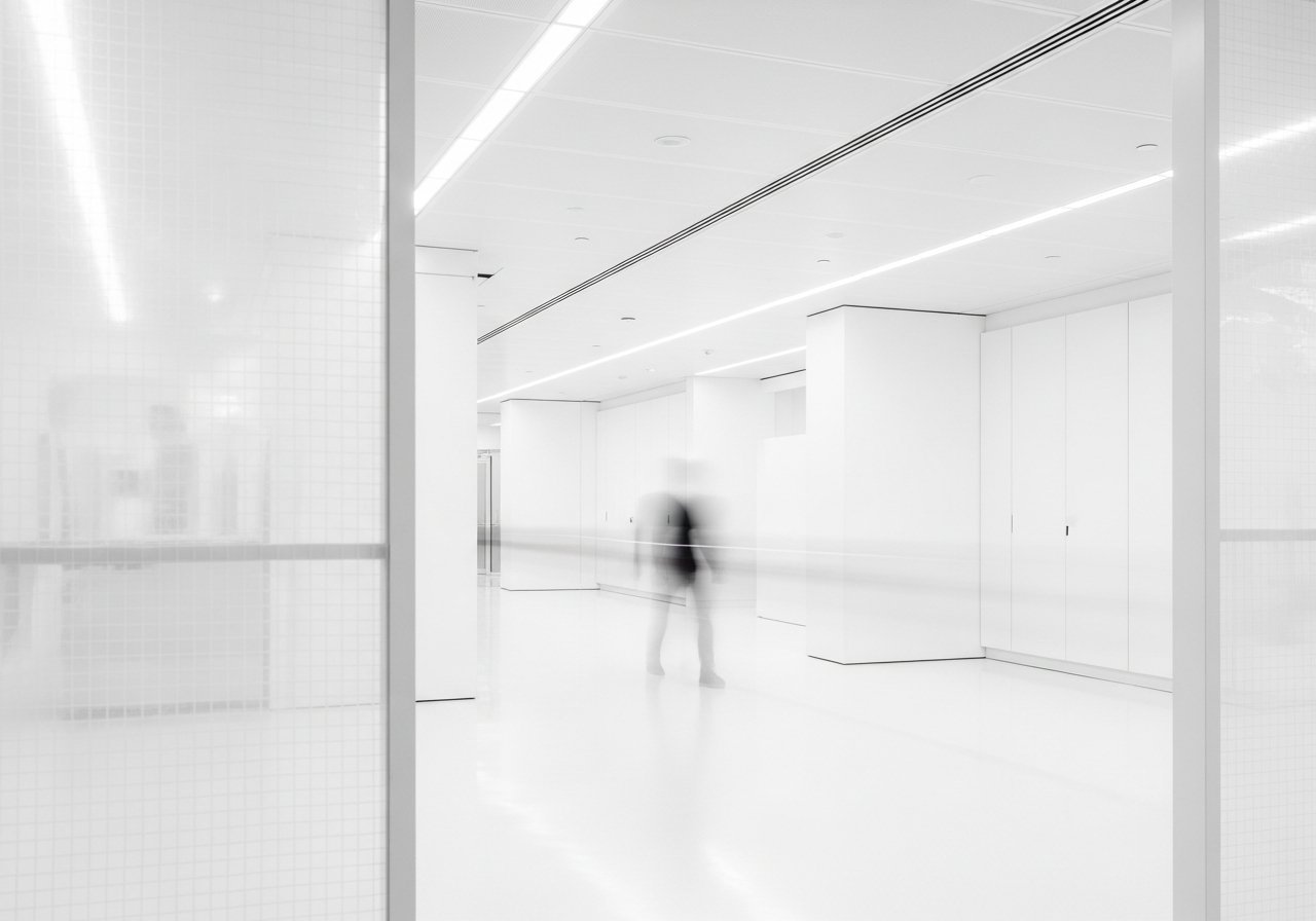 Au-delà de l'automatisation : le rôle d'une plateforme d'orchestration cognitive dans le raisonnement complexe. 1 Illustration du raisonnement avancé rendu possible par une plateforme d'orchestration cognitive qui fait collaborer les IA.