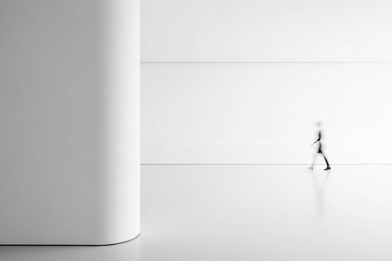 Une vue d'ensemble conceptuelle montrant comment une plateforme d'orchestration IA centralise les flux de travail.