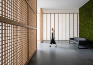 Une illustration conceptuelle montrant l'importance d'avoir une IA conforme à l'EU AI Act pour l'innovation.