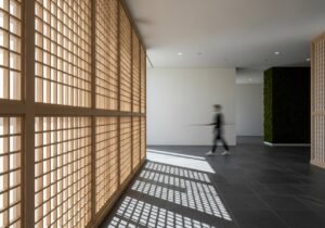 Une vue d'ensemble de la synergie entre l'expertise humaine et l'IA pour la rédaction d'actes juridiques complexes.