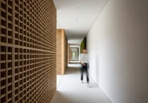 Un graphique illustrant comment l'optimisation de la chaîne d'approvisionnement par IA améliore la résilience du système logistique.