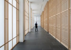 Un aperçu d'un reporting financier généré par l'IA offrant une vision claire et automatisée des performances mensuelles.