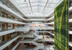 Un superviseur d'agents IA structure l'orchestration des différents modèles pour les entreprises exigeantes.