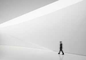 Représentation conceptuelle d'une IA pour le droit de la concurrence appliquée à l'analyse globale des pratiques commerciales.