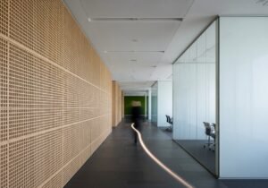 L'intégration de l'IA pour un commissariat aux comptes garantit une traçabilité totale des dossiers de travail.