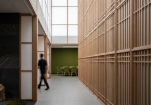 L'intégration de l'IA pour une mission d'examen limité permet d'allier rapidité et rigueur analytique.