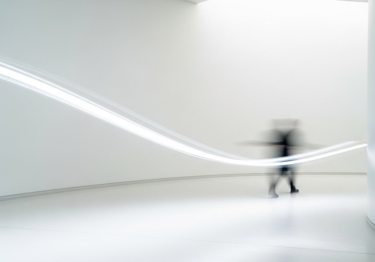 Intégrer le score de confiance d'une IA dans les choix stratégiques renforce la souveraineté technologique des entreprises.